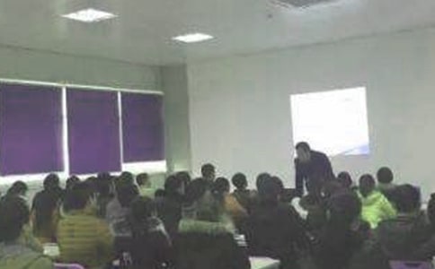 竞聘助理演讲稿六篇