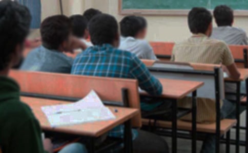 学生上课玩手机检讨书